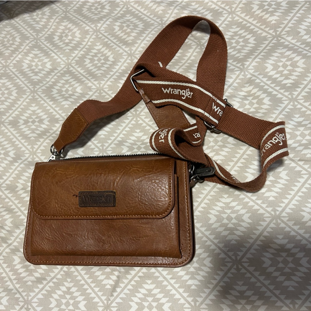 Wrangler Brown Crossbody Bag with Pebbled Leather